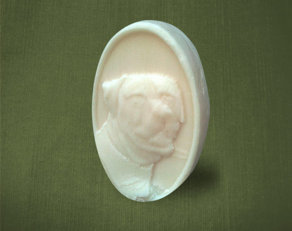 Oval soap with personalized 3D portrait