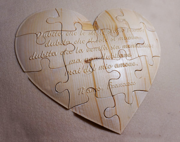 Puzzle cuore personalizzato in legno