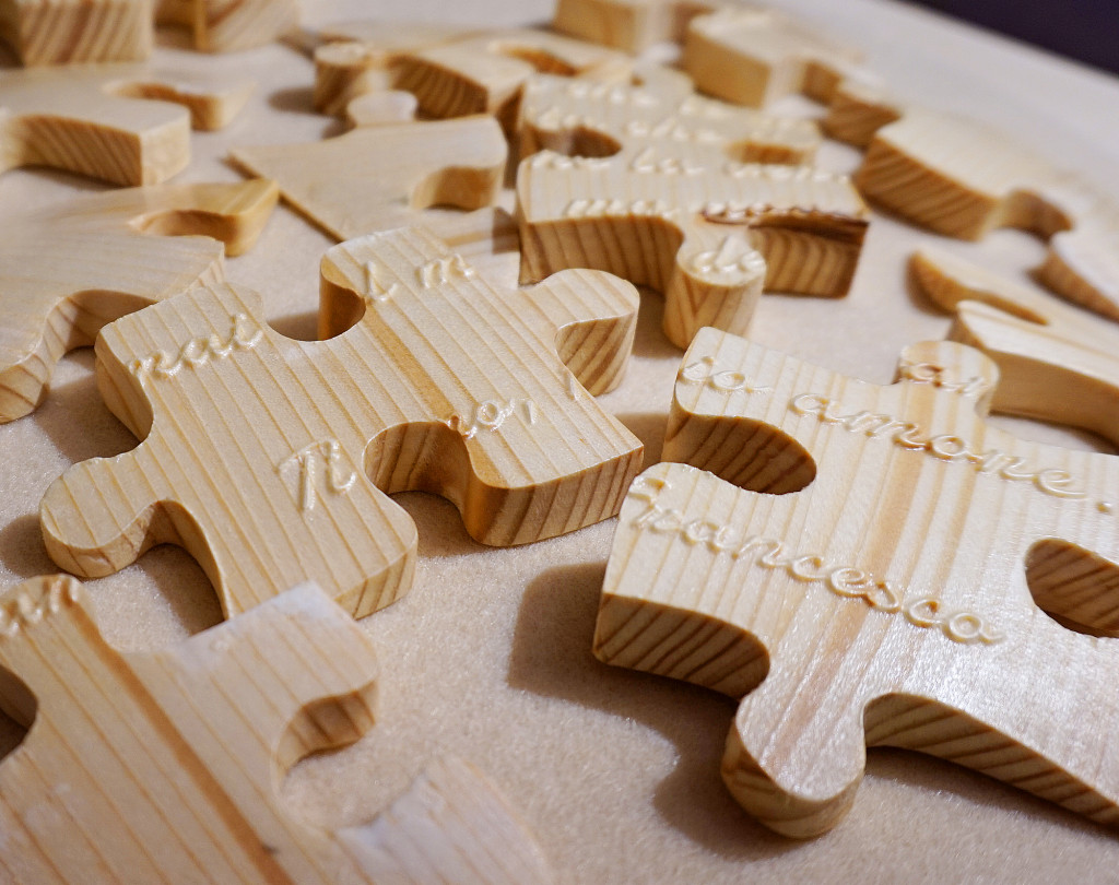 Puzzle cuore personalizzato in legno - Arti&Inventive