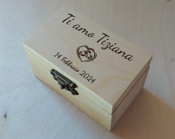 Cofanetto in legno rettangolare personalizzato