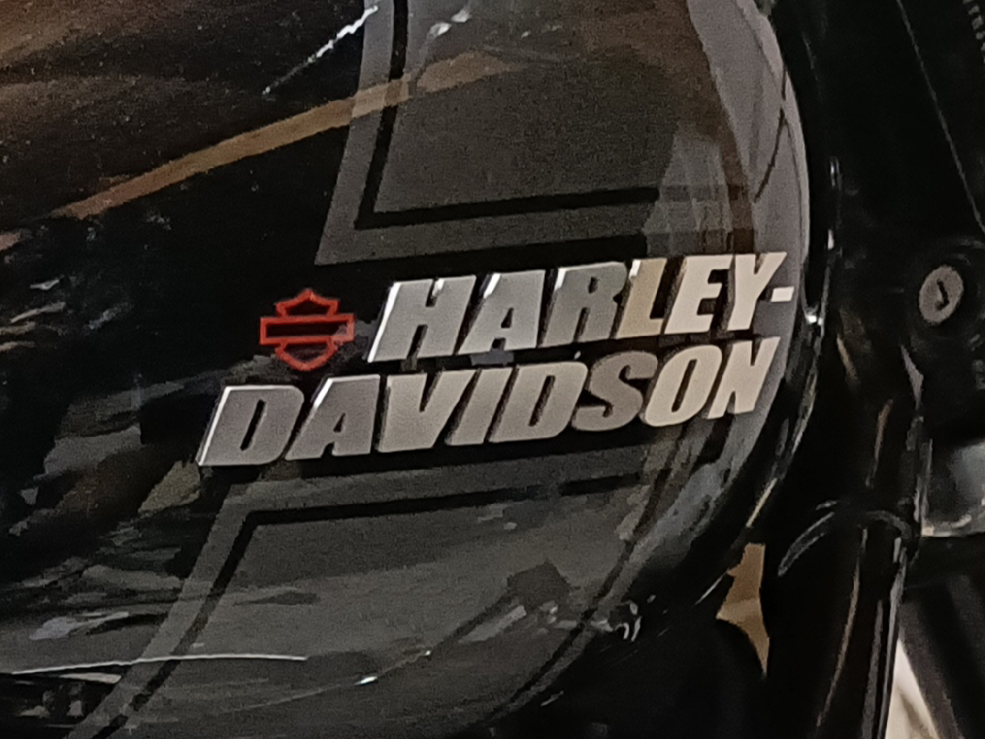 2 Adesivi Serbatoio Moto Worldcustom Per Harley Davidson - Rosso 8 Litri, Verniciabili