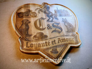 Targa in legno di faggio lamellare incisa al laser